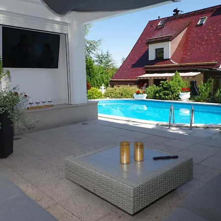 Gaestehaus Gaens - Ferienzimmer Schirgiswalde-Kirschau Exterior foto