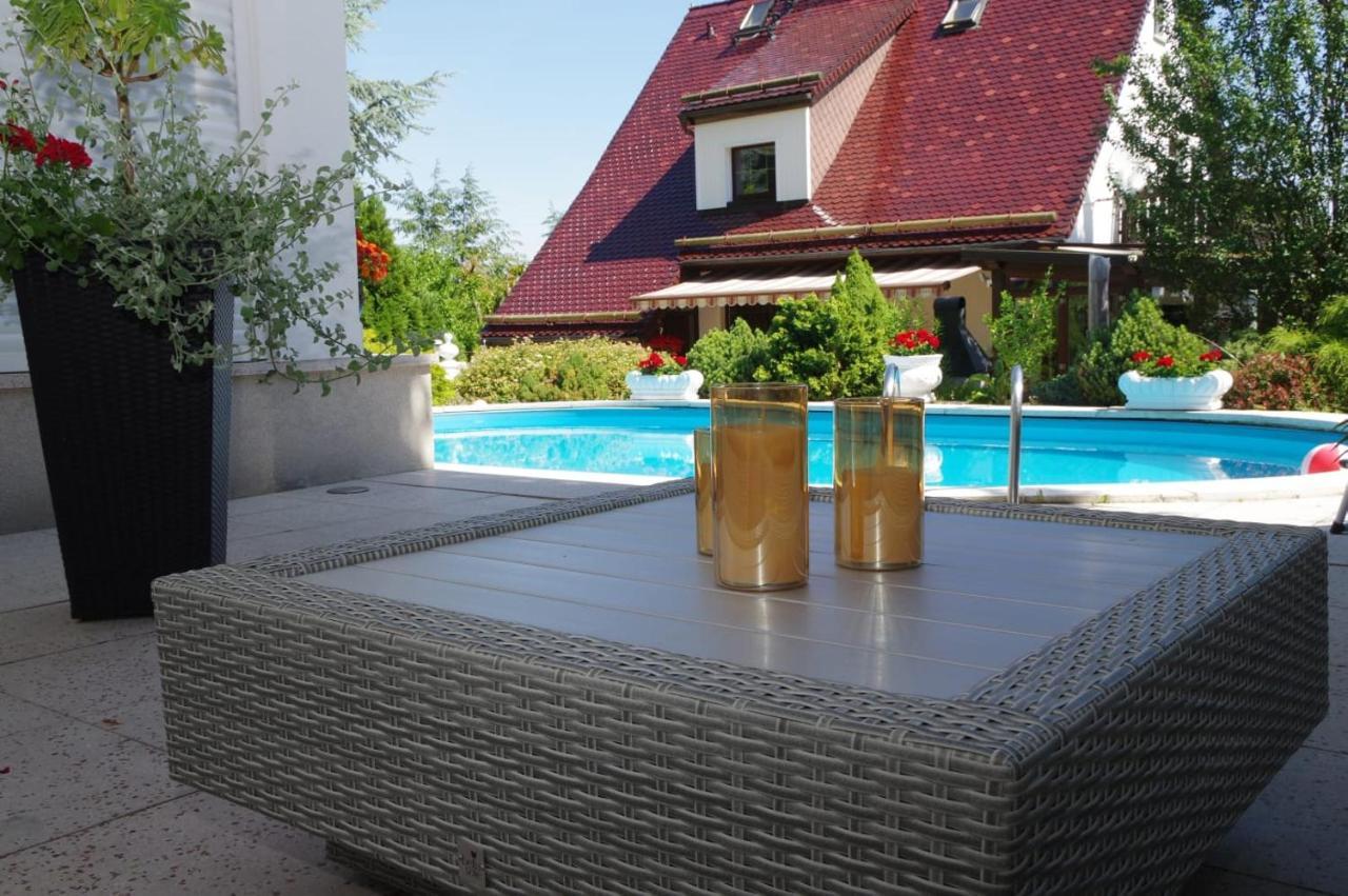 Gaens - Ferienzimmer Privatunterkunft *